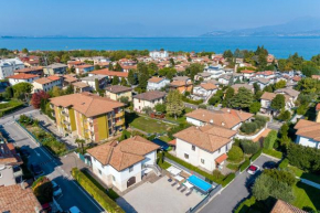 Отель Villa Azdora  Пескьера-Дель-Гарда
